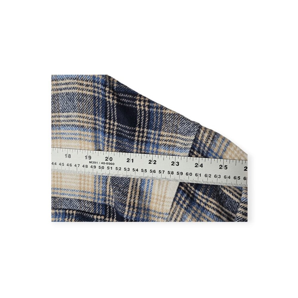 White Birch Plaid Button Down Shacket Women's Sma… - image 2